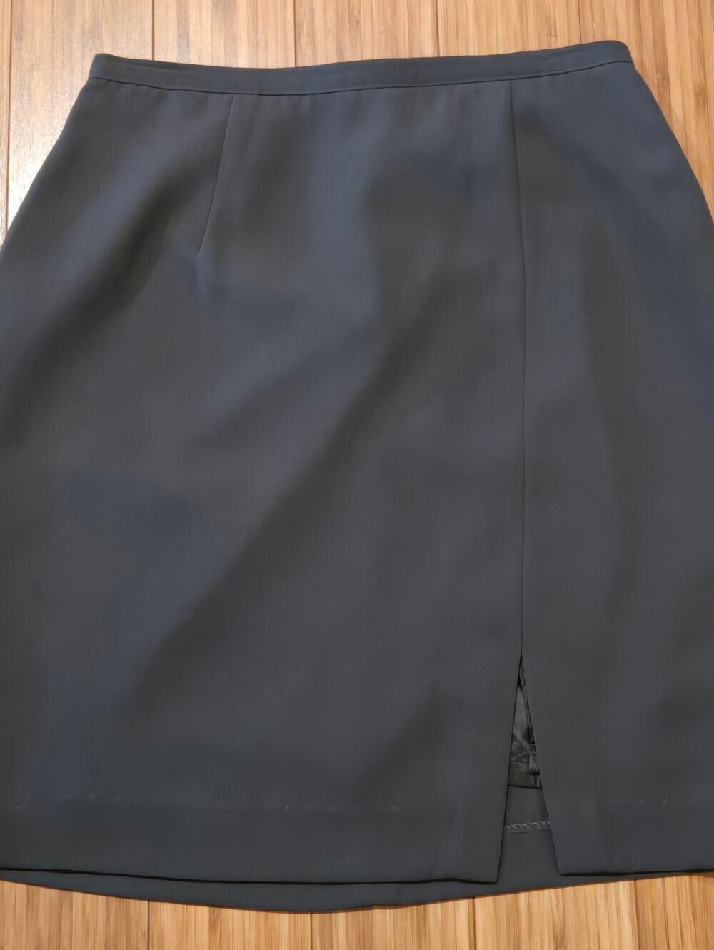 Dressbarn Green Tailored Pencil Skirt